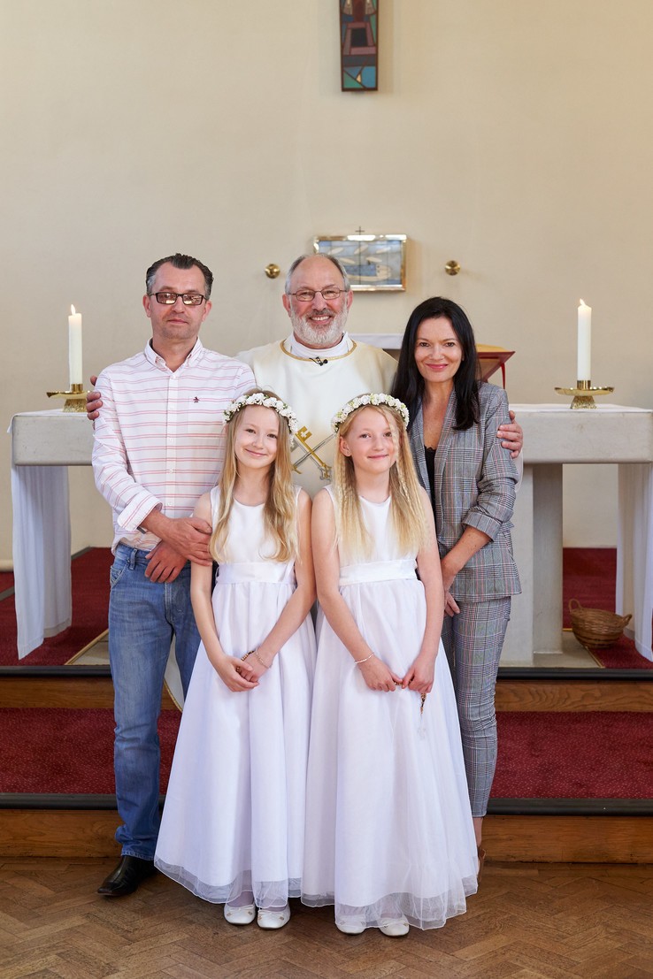 220520 Mip Communion 0348