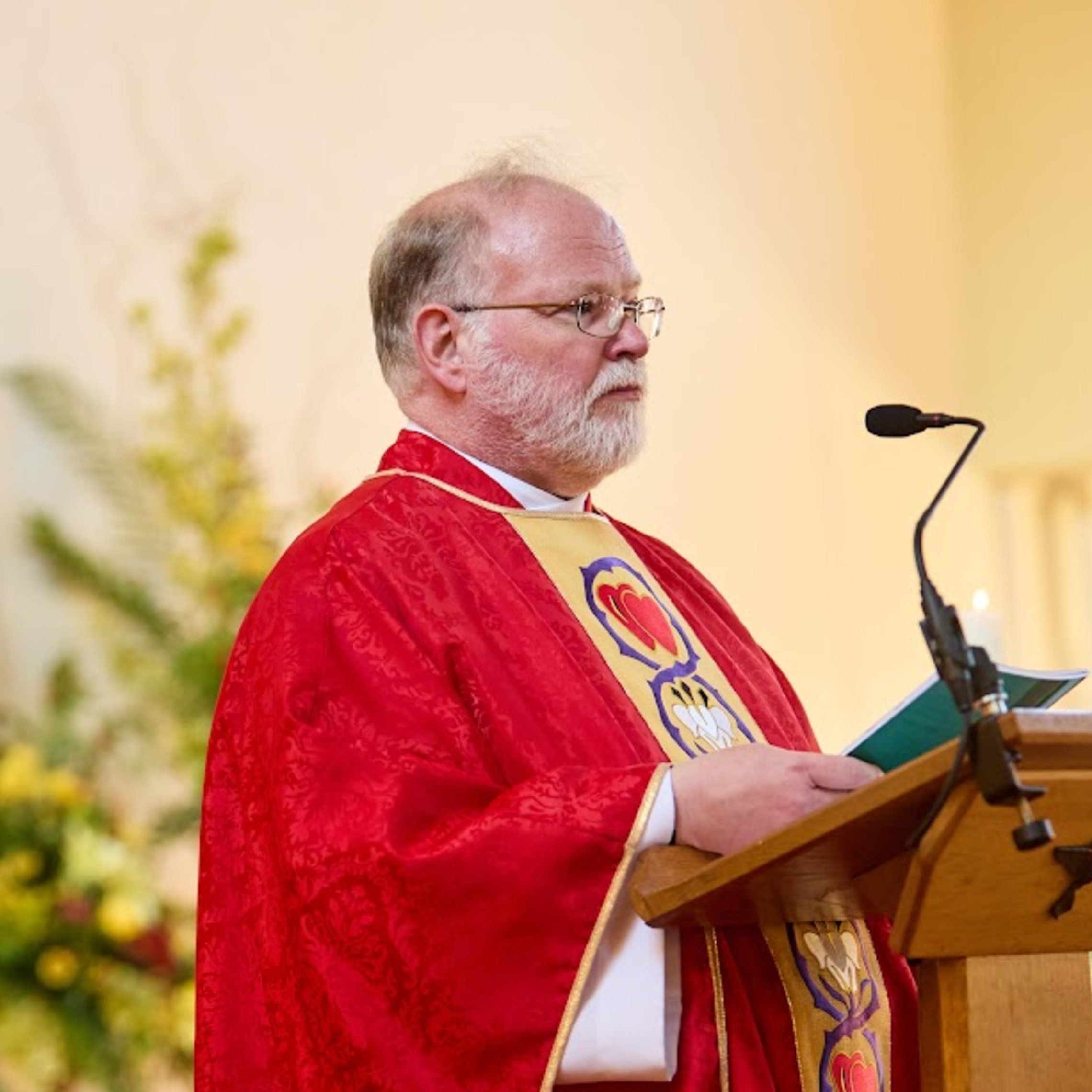 Fr Jonathan E