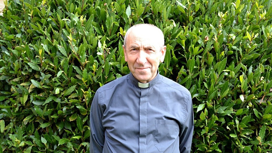 Fr Jan Reduced